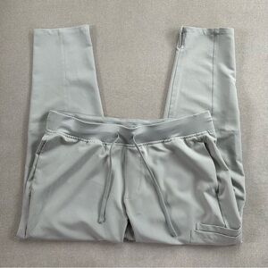 Mandala Womens Straight Leg Cargo Scrub Pants. Large Petite. Silver.